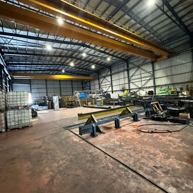 🏭✨ CAPANNONE INDUSTRIALE IN VENDITA + UFFICIO – VORË ✨🏭