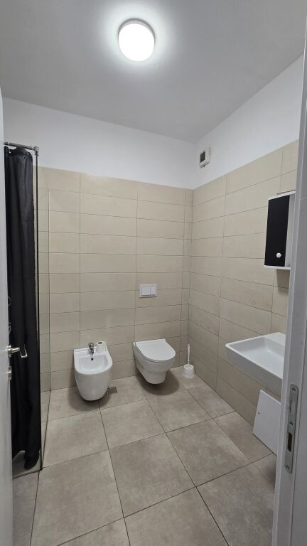 Apartament modern 1+1 me qira!