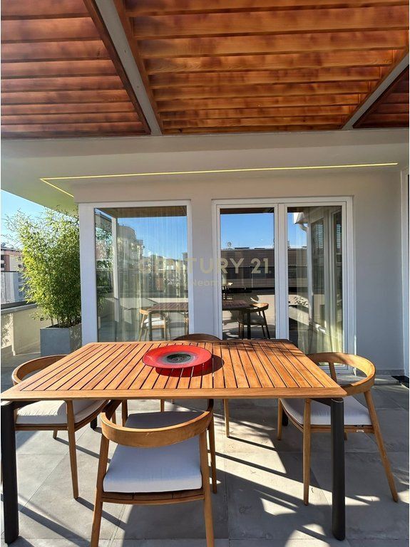 UNIQUE PENTHOUSE FOR SALE IN THE HEART OF THE FORMER BLOCK Exclusive Penthouse – A New Standard of Luxury Living!