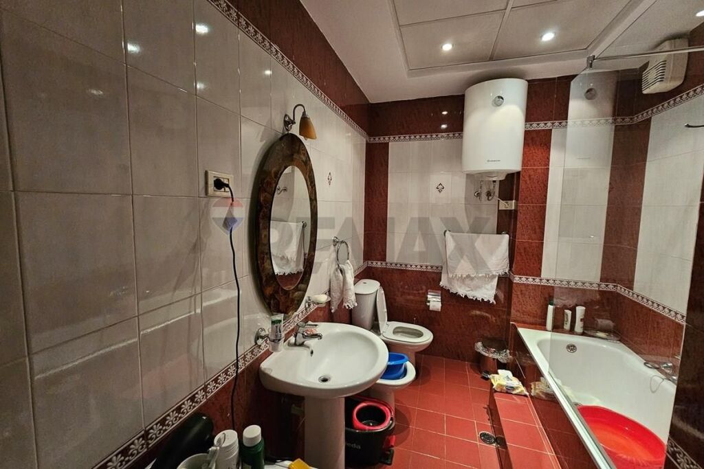 Apartament 2+1 per shitje Pazari Ri