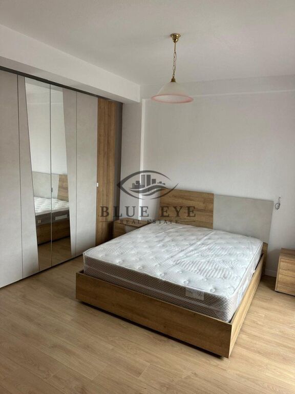 Apartament 2+1+2 për Shitje pranë Markatës