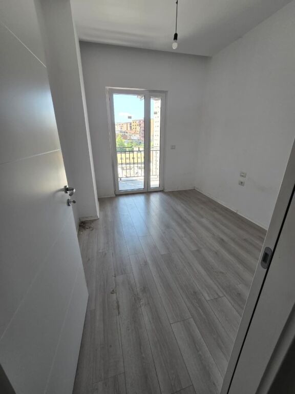 Appartamento in affitto 2+1 a 5 Maji