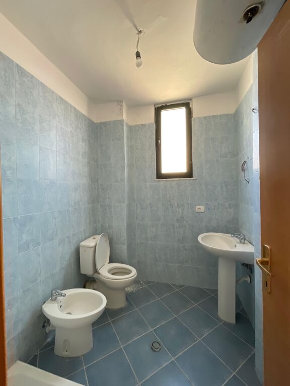 Apartament 2+1+2 për Shitje – Pranë Ish Fabrikës së Bukës, Durrës