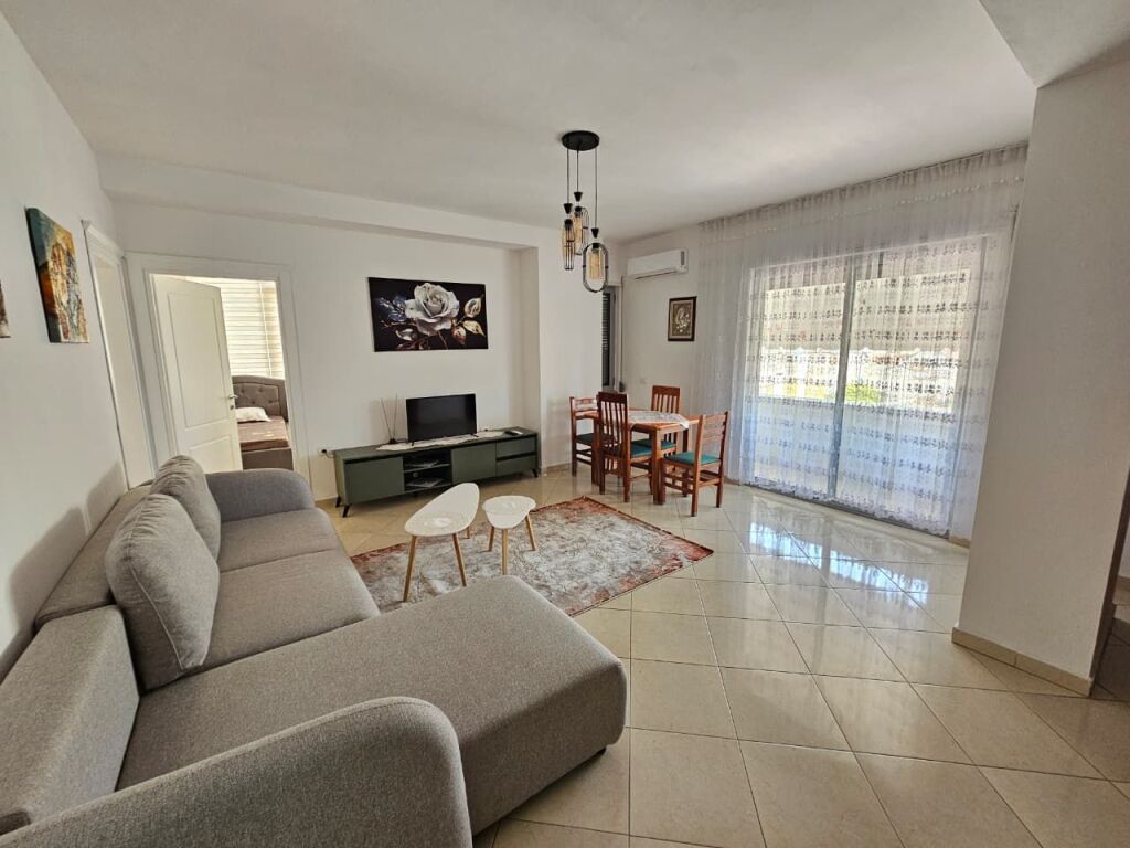 Tirane, apartment 2+1 for rent, 700 €, near the Faculty of Natural Sciences