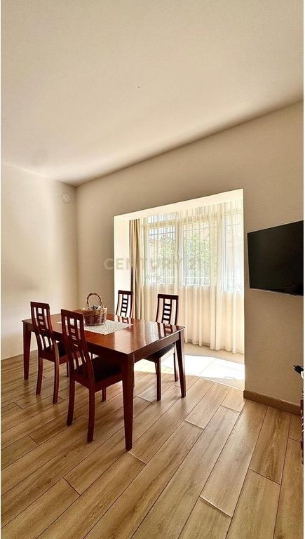 In vendita piano villa 2+1 con ingresso indipendente e cortile privato, Misto Mame!