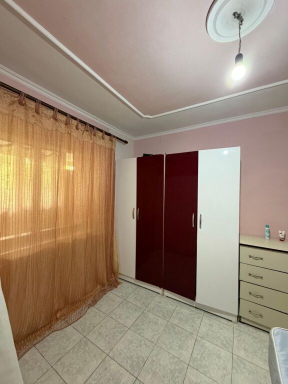 Qera | Apartament 1 + 1 | Maternitet i Ri | 300 €/muaj