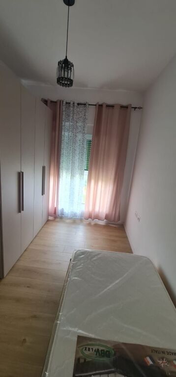 For rent 2+1 Ali Demi Residenca Kadiu 50,000 leke