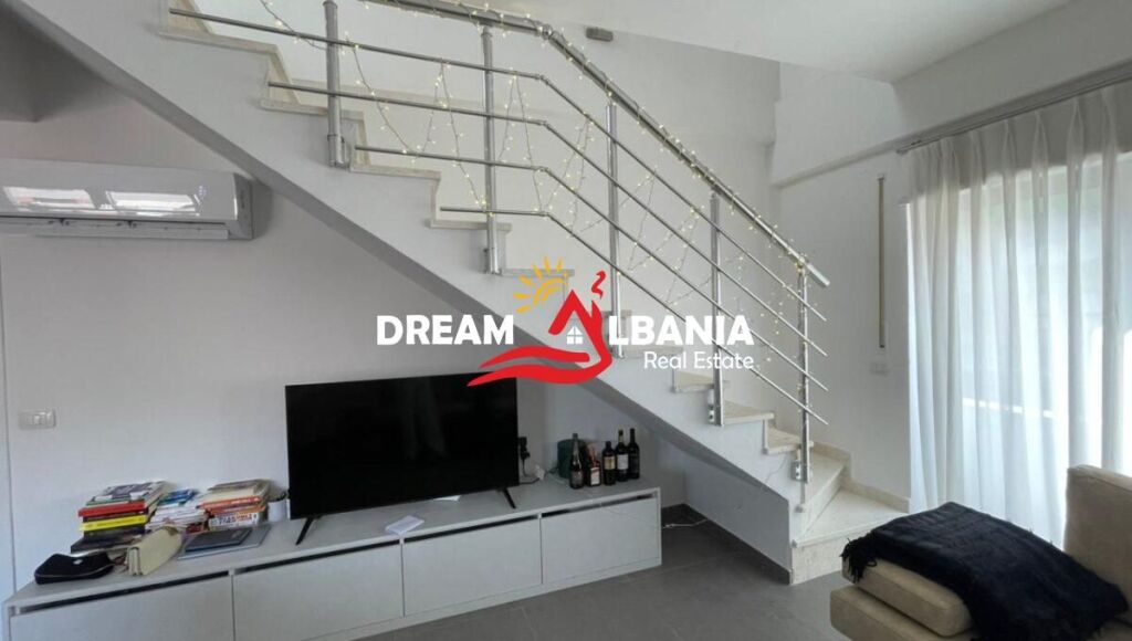 Dupleks për shitje në Kodrën e Diellit (ID 41212262)