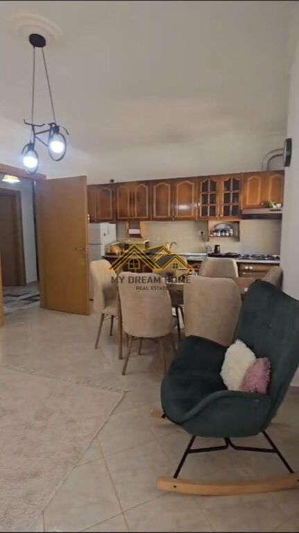 SHITET APARTAMENT 1+1 TEK SHKEMBI I KAVAJES!