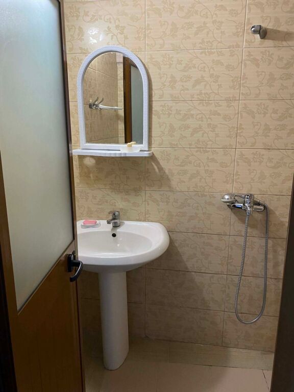 🏡 Jepet Garsioniere me Qera mbi Fushen Ali Demit, Tiranë