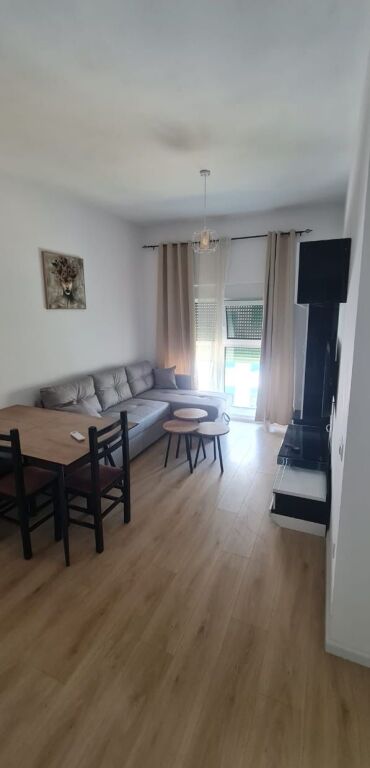For rent 2+1 Ali Demi Residenca Kadiu 50,000 leke