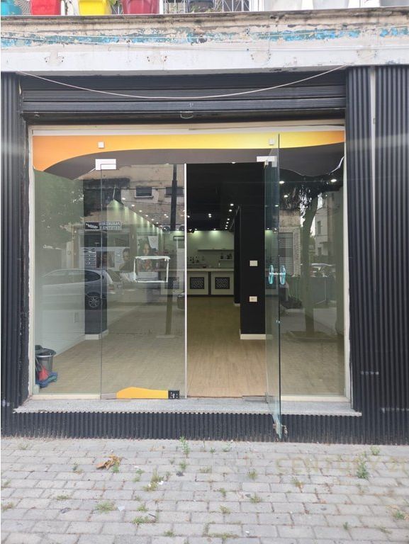 BUSINESS UNIT FOR SALE BUSINESS NEAR DURRES TRAIN STATION !!!