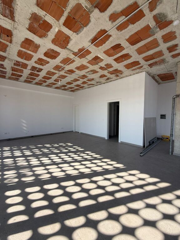 🏢 Business Building for Rent – Tirana–Durres Highway (near Customs)