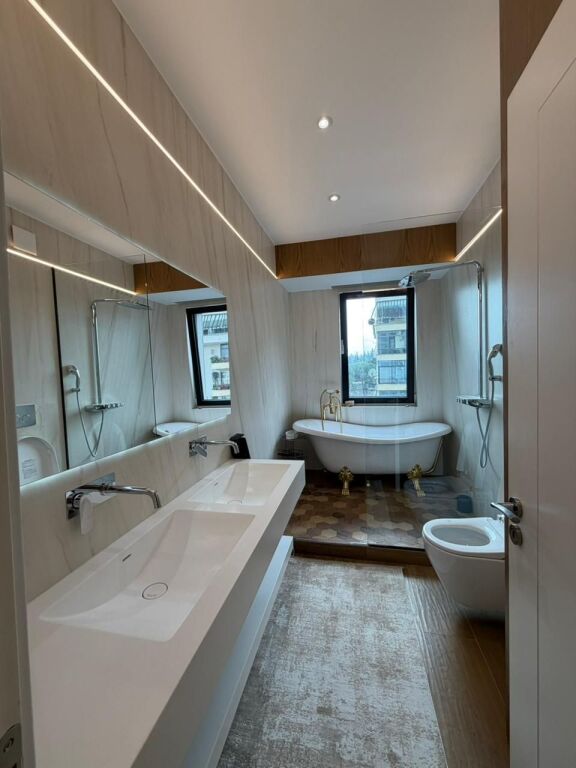 🏡 Shitet Apartament Luksoz 2+1+2 – Ambassador 3, pranë Stadiumit Air Albania