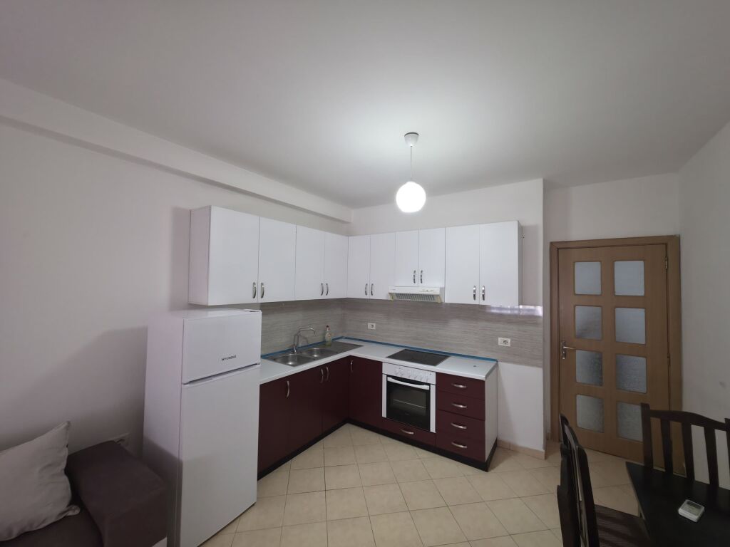 Affitto | Apartament 1 + 1 | Astir | 450 €/mese
