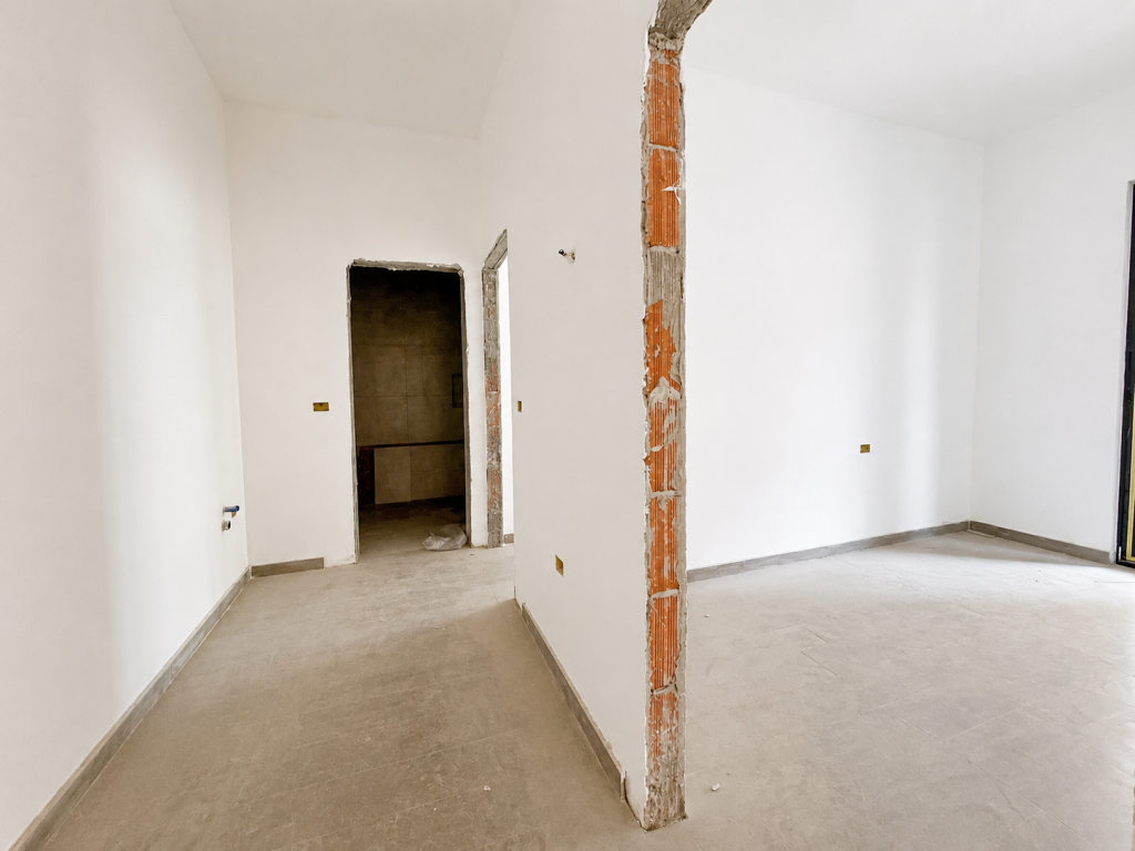 Shitet Apartament 2+1, 102.1 m² në Square 21, Tiranë