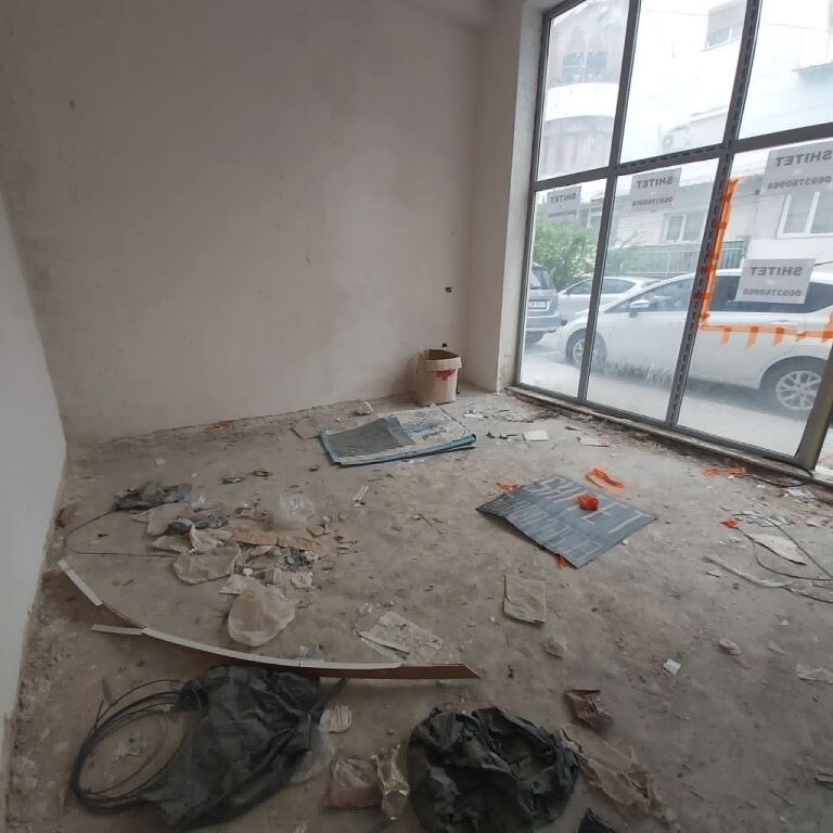 OCCASION! SHOP FOR SALE 25 M2 - DON BOSCO