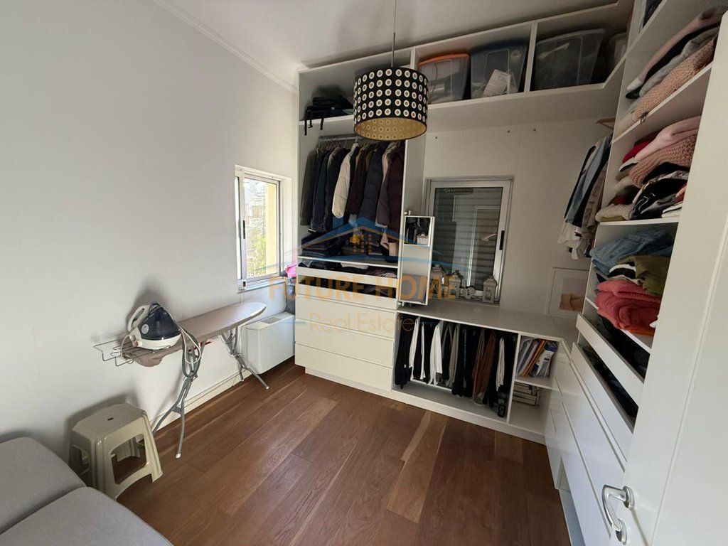 Shitet,Apartament 3+1+2+Garazh+Depo, Liqeni i Thatë,Tiranë