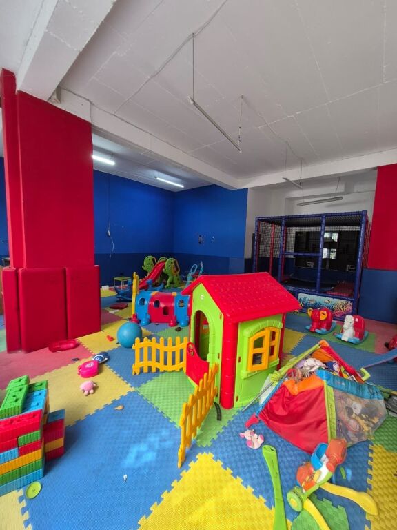 Business premises for rent in Astir, at Hapsira X Complex.   