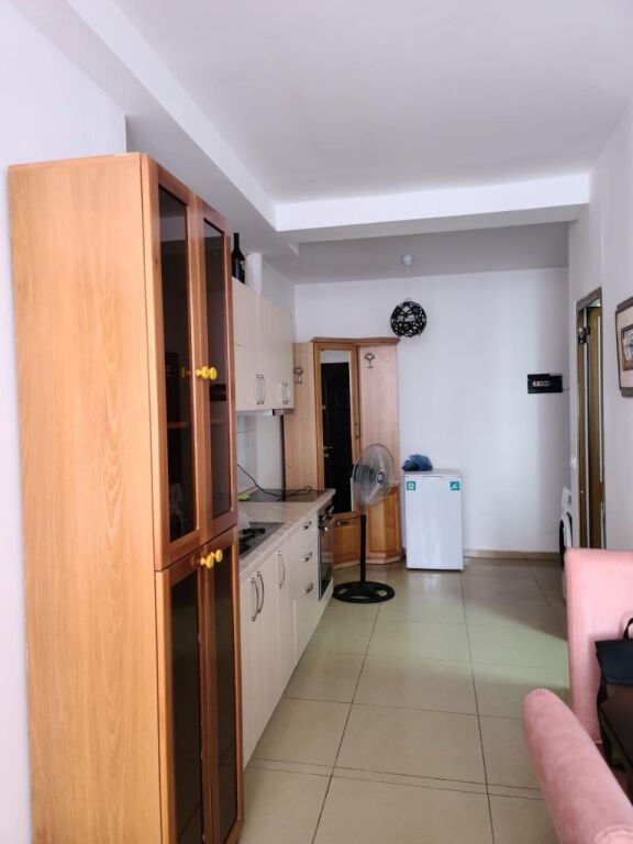Appartamento 1+1 in affitto al Bulevardi Migjeni ad Astir