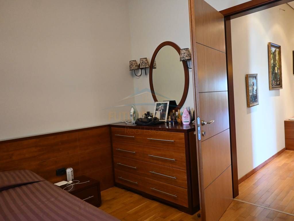 Shitje, Penthouse 3+1+3, Kodra e Diellit