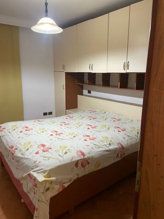 Rent | Apartament 1 + 1 | Ura e Tabakeve | 500 €/month