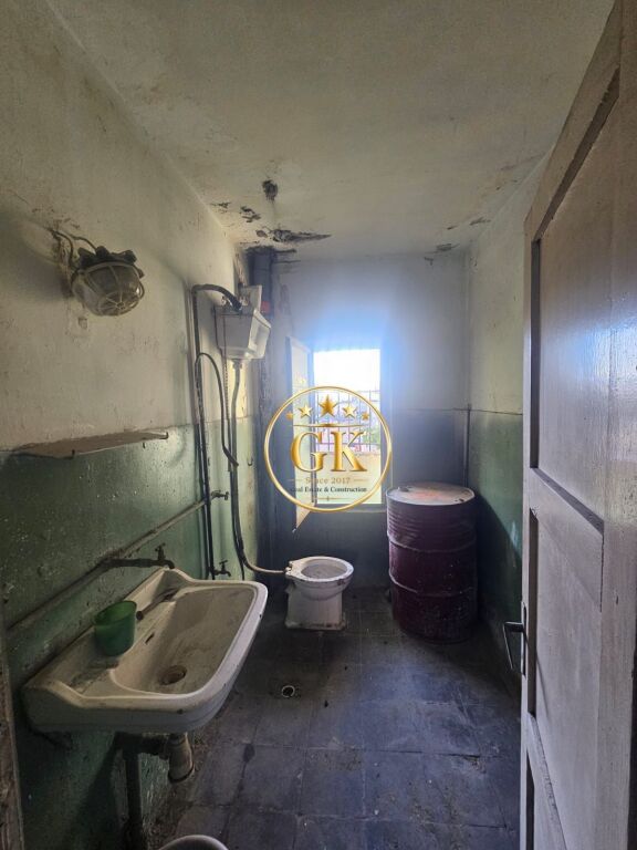 🏡 SHITET APARTAMENT 2+1 PRANË SHKOLLËS QEMAL MICI DURRËS