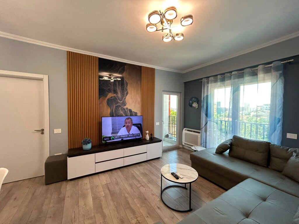 APARTMENT 2+!