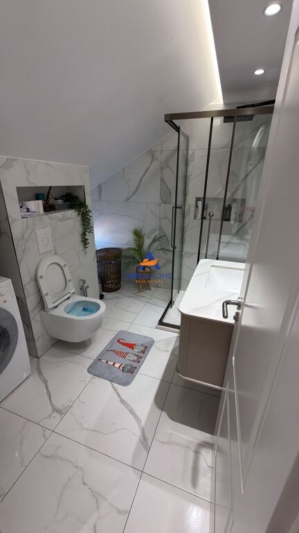 VILLA TRIFAMILIARE IN VENDITA 111.8M2 " VIA BESA, VICINO AL FRIGORIFERO " 550.000 EURO TRATTABILI