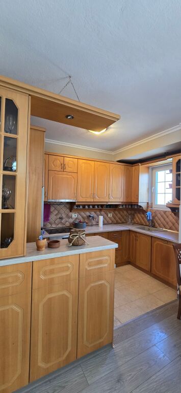 APARTMENT 2+1, BARRICADES STREET, ALSO AVAILABLE FOR AIRBNB!