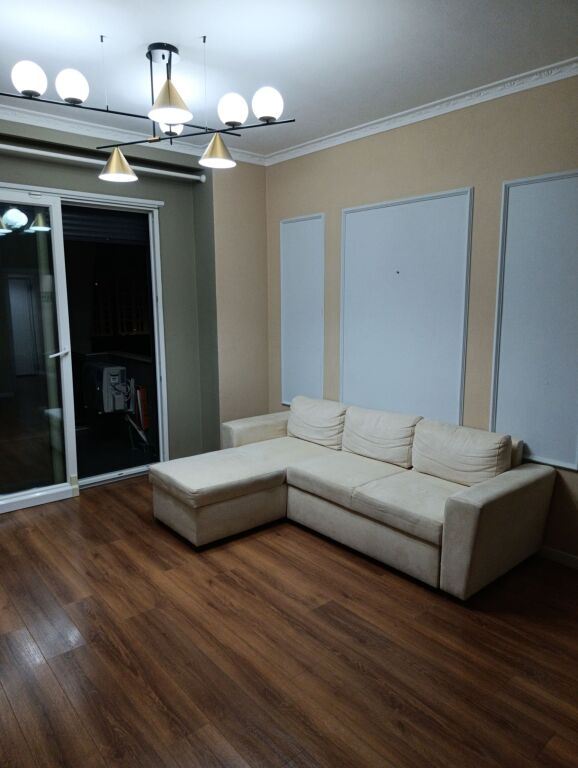 Qera | Apartament 1 + 1 | Rruga 5 Maji | 450 €/muaj