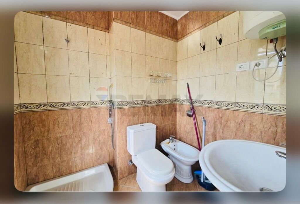 Apartment 1+1 for Rent on Myslym Shyri Street