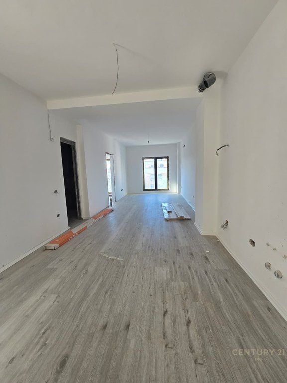 AMBIENTE PER UFFICI IN AFFITTO: VIA DELLE BARRICATE