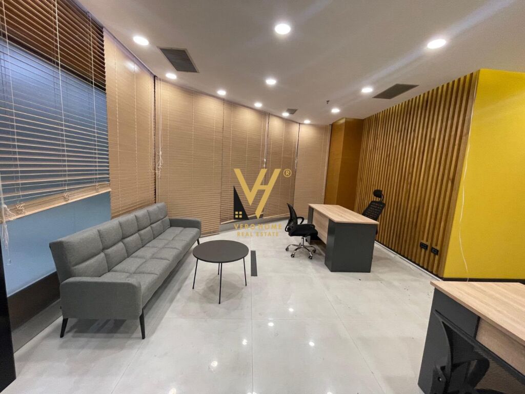 UFFICIO DI 35 M2 IN AFFITTO IN CENTRO ETC 750 EURO