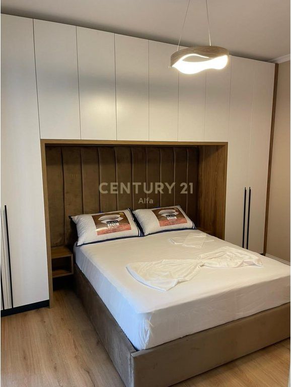 Apartament 1+1+Post Parkimi me qira tek Zogu i Zi tek Rruga e Kosovarve