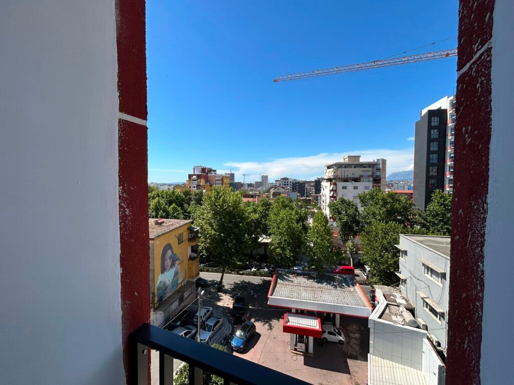APARTMENT 2+!