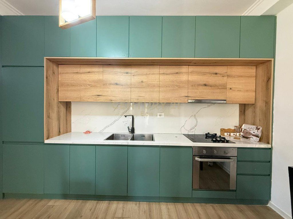 SHITET APARTAMENT 2+1 NE QENDER TE DURRESIT!