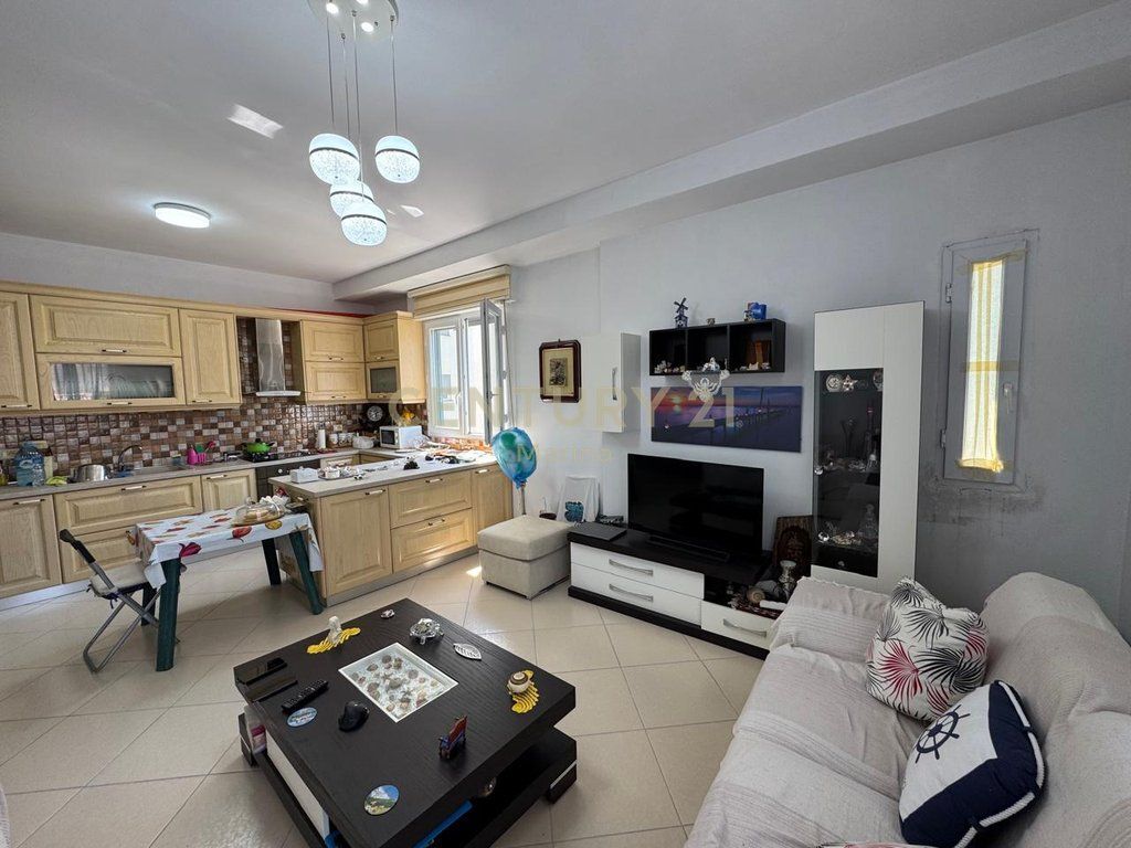 APARTMENT 2+1+2 FOR SALE, NEAR THE ITALIAN CONSULATE, ON THE LUNGOMARE!