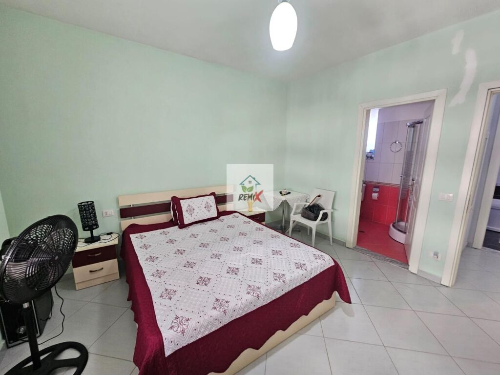 JEPET ME QERA APARTAMENT 2+1 PRANE KAZAZIT