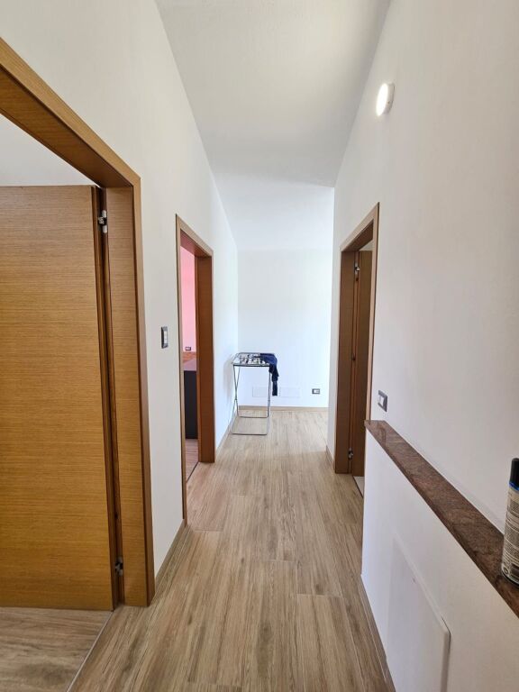 🏡 **SUPER VILË LUKSOZE ME QERA – SHËNAVLASH, DURRËS**