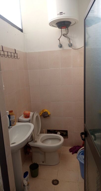 Apartament 1+1. 27000 lekeRruga 5 maji