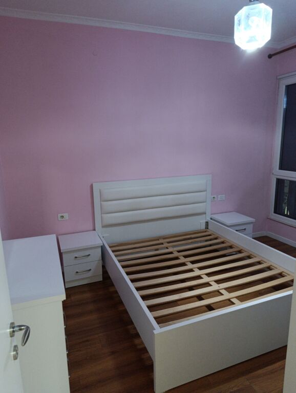 Qera | Apartament 1 + 1 | Rruga 5 Maji | 450 €/muaj