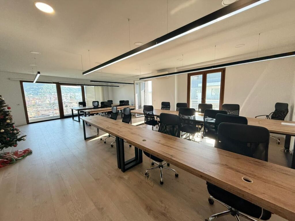 UFFICIO IN AFFITTO PRESSO IL COMPLESSO DELIJORGJI