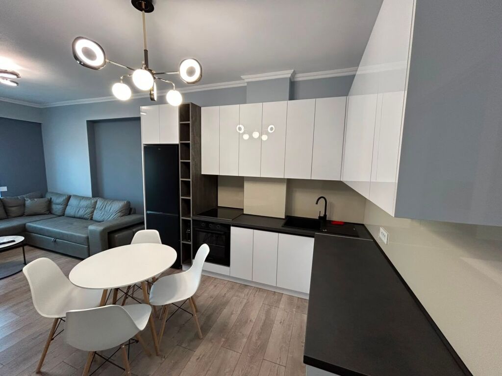 APARTMENT 2+!