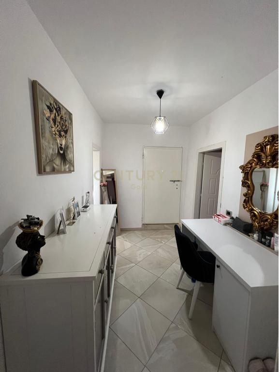 APARTMENT 1+1+ VERANDA FOR SALE IN LAPRAK!