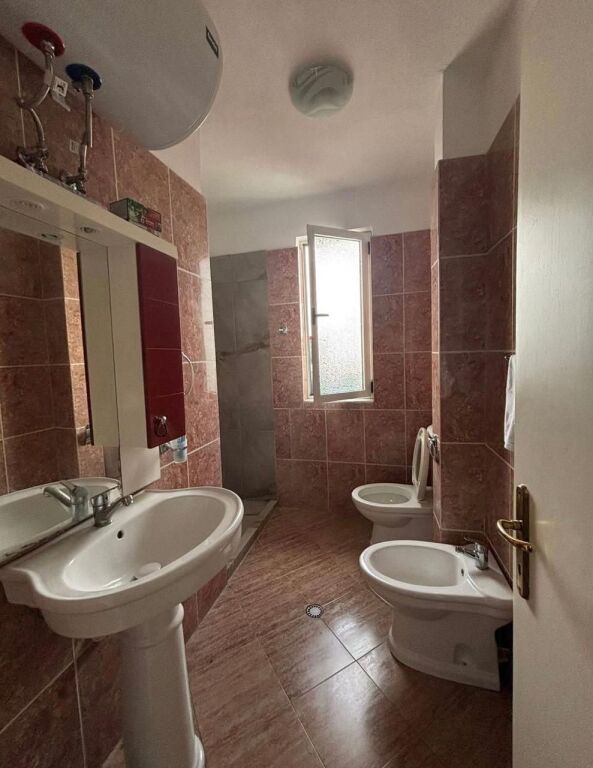 Qera | Apartament 1 + 1 | Rruga Myslym Shyri | 600 €/muaj