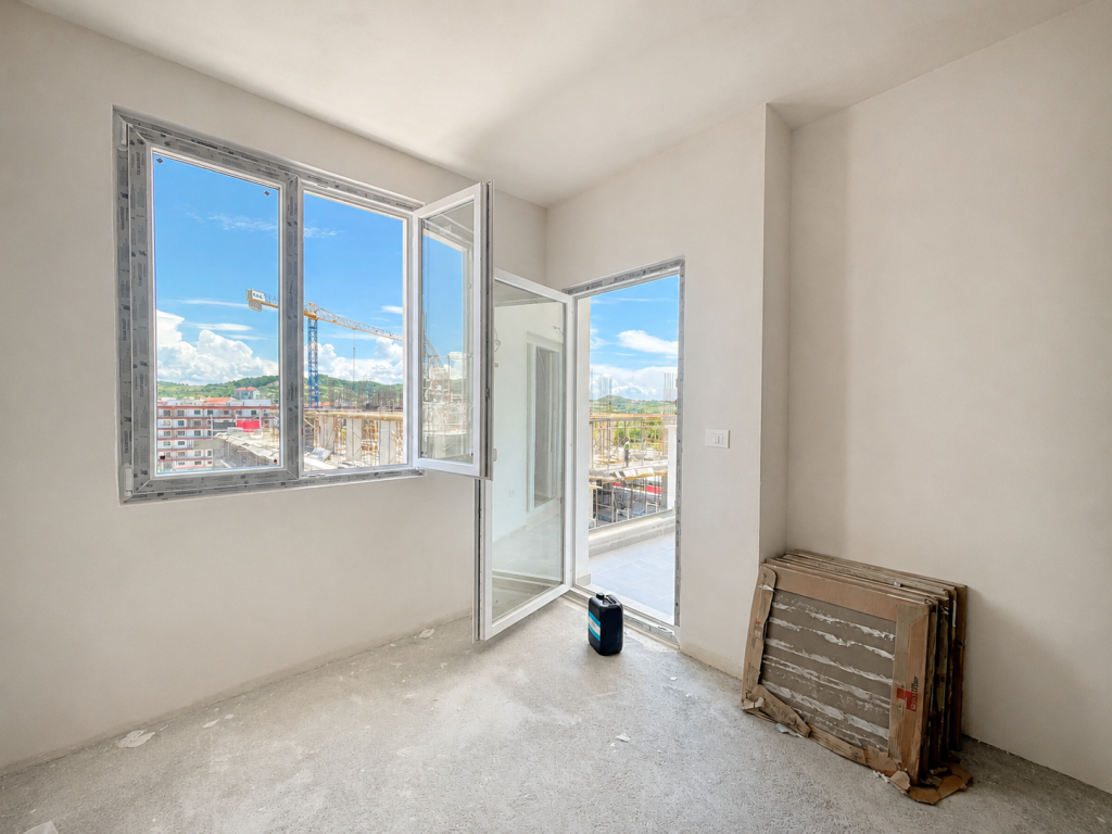 Shitet Apartament 1+1 në Golem