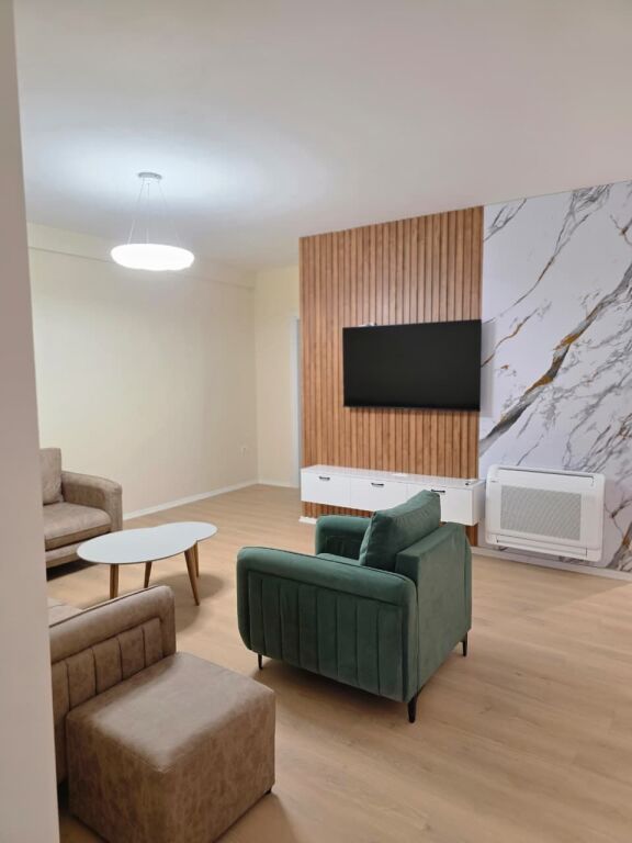 🏡 VENDESI APPARTAMENTO 2+1+1 📍 Complesso Molla, Viale Migjeni – Astir