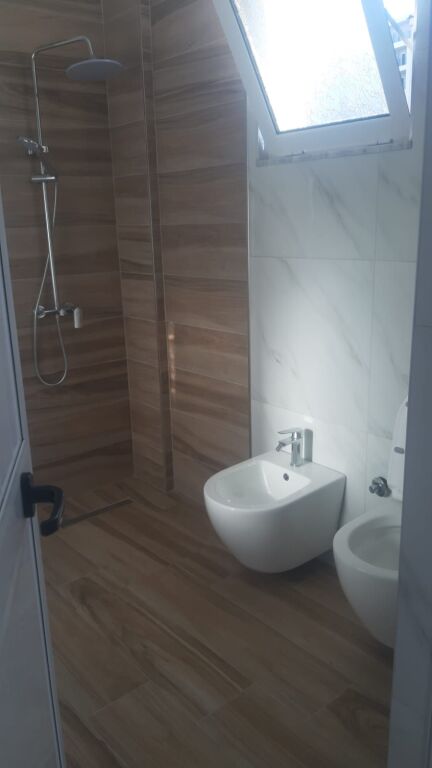 Appartamento 1+1. 30000 leke Laprak
