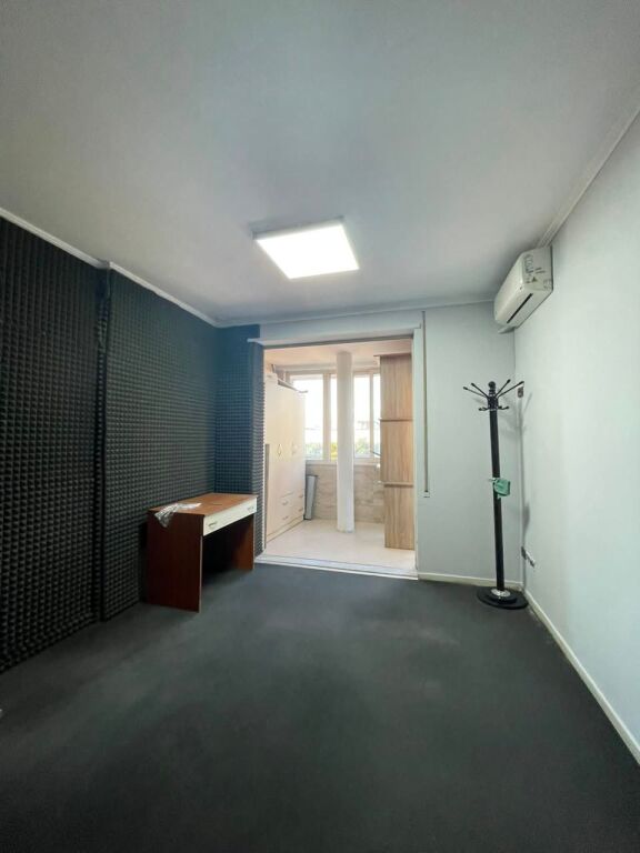 Locale commerciale in affitto - Lake View